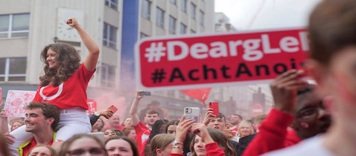 Una gran marcha pide en Belfast legislación a favor del gaélico irlandés