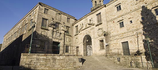 Entidades en defensa do galego, o catalán e o éuscaro renderanlles homenaxe en Santiago de Compostela a Rosalía e a Castelao