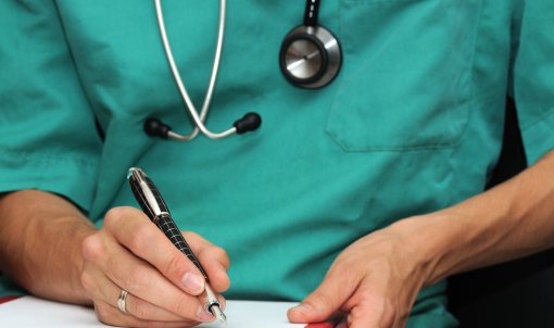 Denuncian que o Sergas carece de consentimentos informados en galego