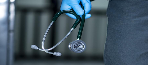 Plataforma pola Lingua pide que se investigue a desatención a un paciente por falar en valenciano